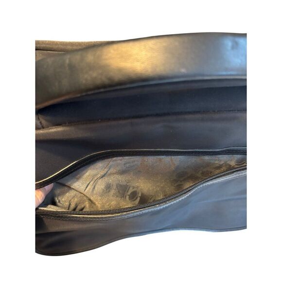 Kenneth Cole Reaction Black Messenger Bag With Multiple Pockets & Adjustable Str - Picture 10 of 16